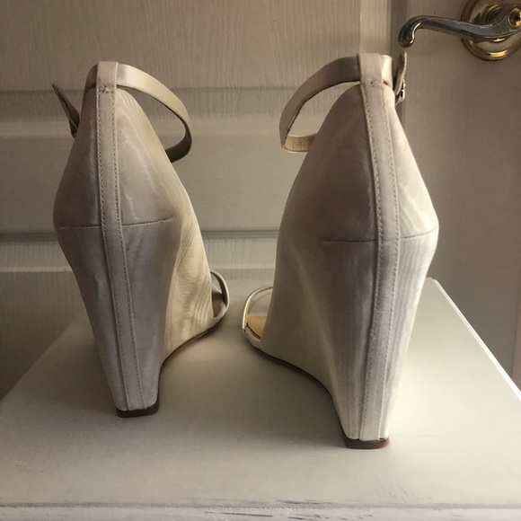 Wedge Sandal - Picture 2 of 5